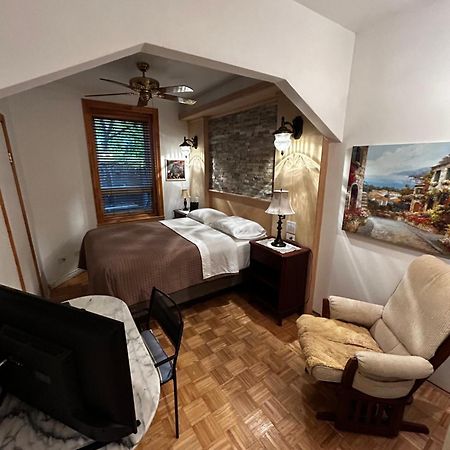 Gite Le Sieur De Joliette Montreal Bagian luar foto